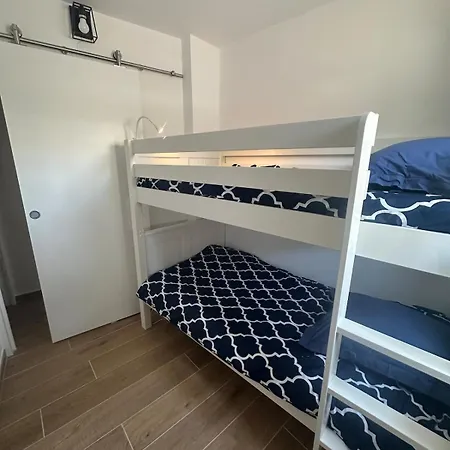 Apartmán L Instant Bord De Piscine Clim Parking *